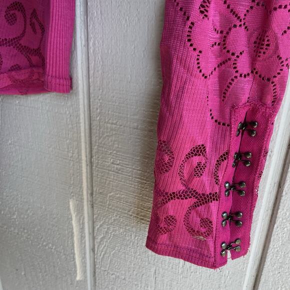 Free People NWT Wild Roses Lace Long Sleeve Top Very Berry Mauve Size M - Picture 8 of 9